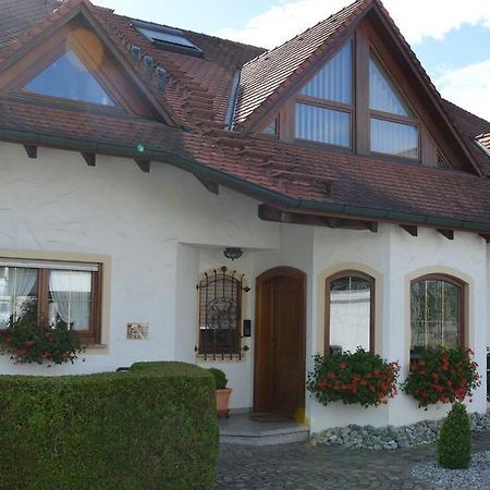 Privatzimmer Ulbricht/Foehr Friedrichshafen Bagian luar foto